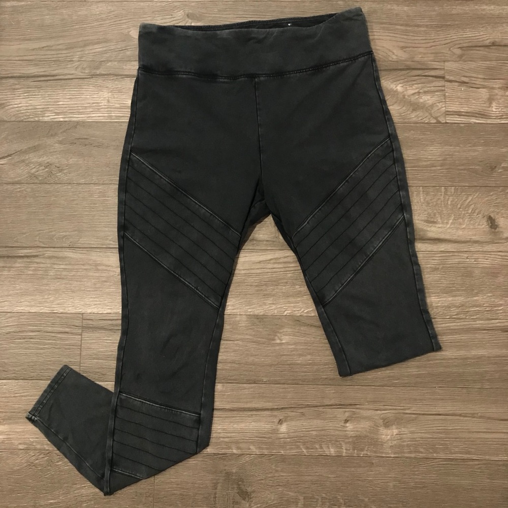 Gray distressed long leggings